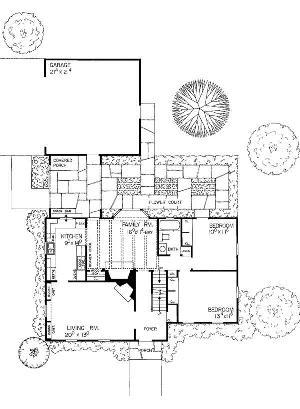 House Plan Design - Colonial Floor Plan - Main Floor Plan #72-585