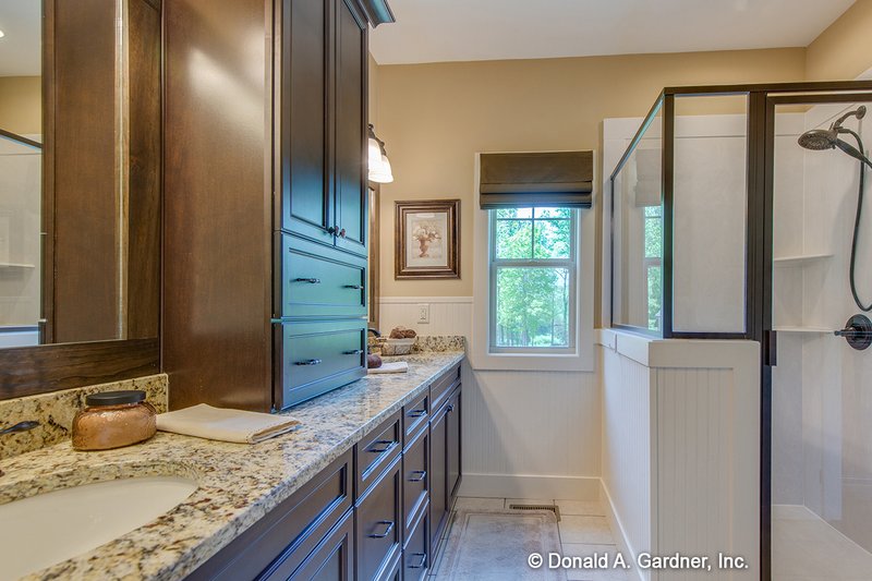 Home Plan - Interior - Master Bathroom 1 for Craftsman House Plan #929-307 - 3 bed, 2 bath