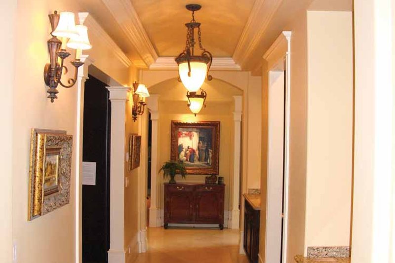 Dream House Plan - Interior - Entry 1 for Mediterranean House Plan #937-17 - 5 bed, 5.5 bath