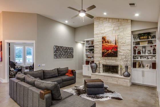 Interior - Family Room for Prairie House Plan #935-13 - 5 bed, 4 bath