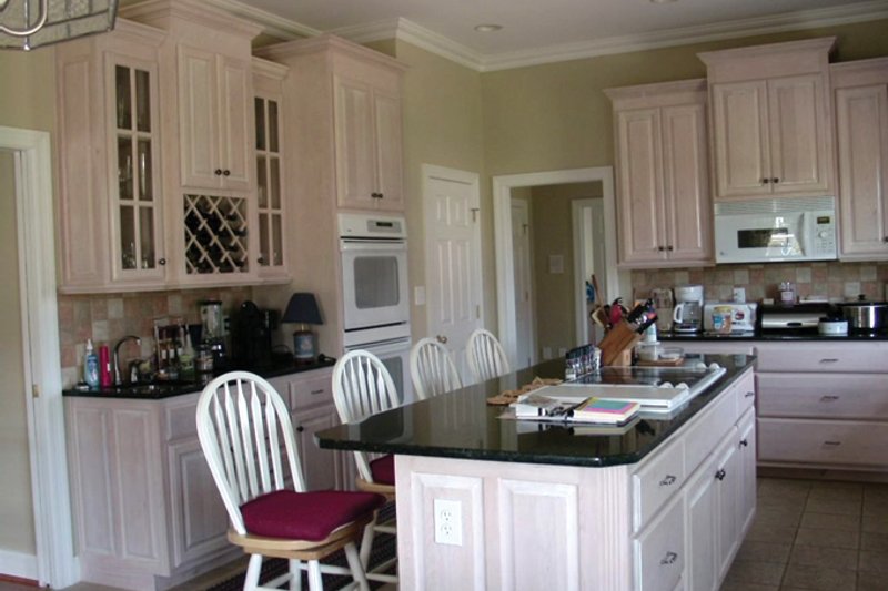 Home Plan - Interior - Kitchen for Classical House Plan #137-298 - 4 bed, 3 bath