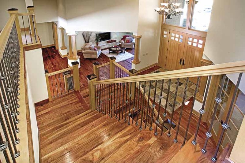 House Plan Design - Interior - Entry 2 for Contemporary House Plan #951-2 - 4 bed, 4 bath