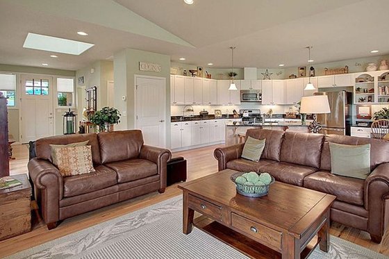 Photo 8 for Craftsman House Plan #132-101 - 2 bed, 2 bath