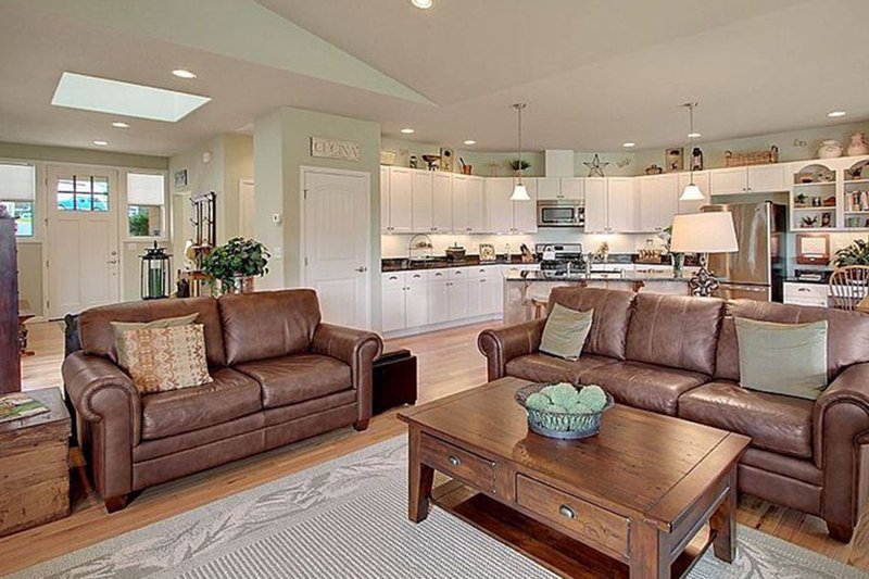 Architectural House Design - Photo 8 for Craftsman House Plan #132-101 - 2 bed, 2 bath