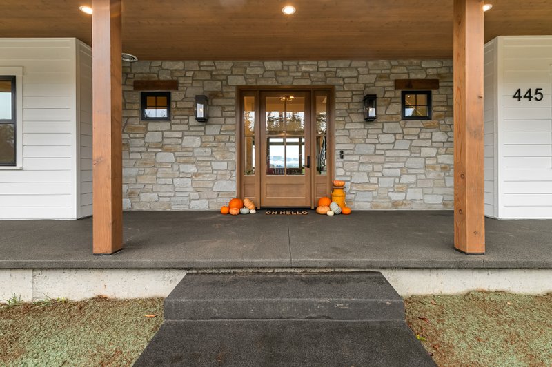 Architectural House Design - Photo 5 for Farmhouse House Plan #1070-211 - 4 bed, 3.5 bath