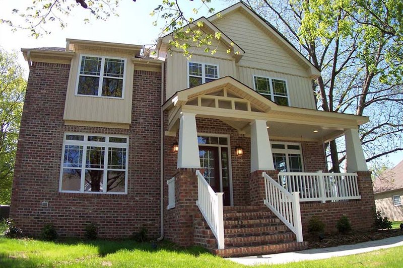 House Blueprint - Exterior - Front Elevation 7 for Craftsman House Plan #927-935 - 4 bed, 3.5 bath