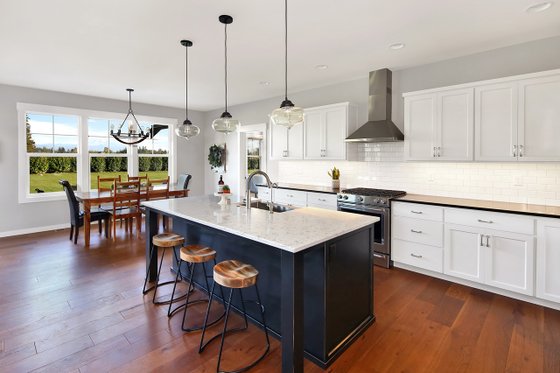 Interior - Kitchen 1 for Craftsman House Plan #1070-15 - 3 bed, 2.5 bath