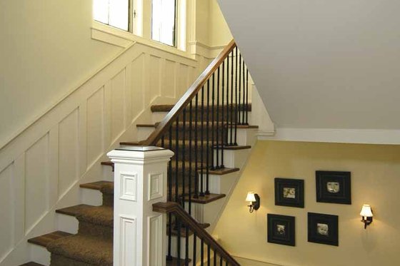 Interior - Entry 1 for European House Plan #928-25 - 6 bed, 3.5 bath