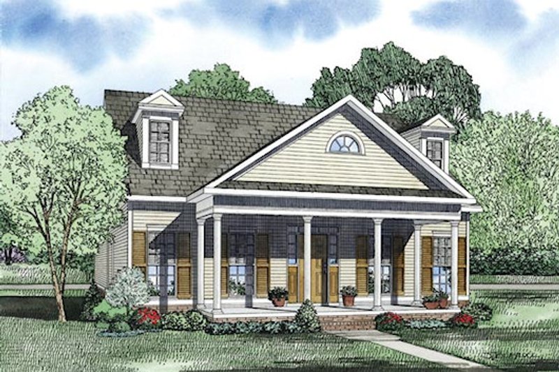 Traditional Style House Plan - 2 Beds 2 Baths 1721 Sq/Ft Plan #17-2422