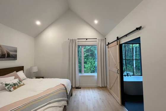 Interior - Master Bathroom for Contemporary House Plan #23-2726 - 3 bed, 2 bath