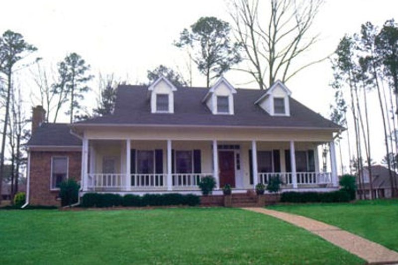 Architectural House Design - Southern Exterior - Front Elevation Plan #36-216