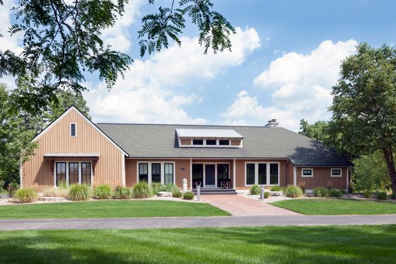 Exterior - Front Elevation for Farmhouse House Plan #901-145 - 4 bed, 4.5 bath