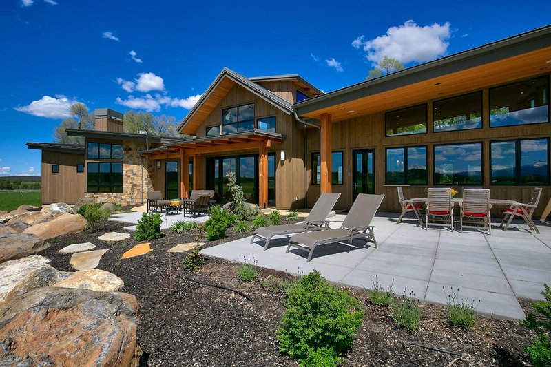 Architectural House Design - Exterior - Rear Elevation 1 for Contemporary House Plan #892-20 - 3 bed, 3.5 bath