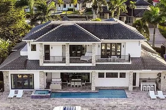 Exterior - Rear Elevation for Contemporary House Plan #548-57 - 5 bed, 5 bath