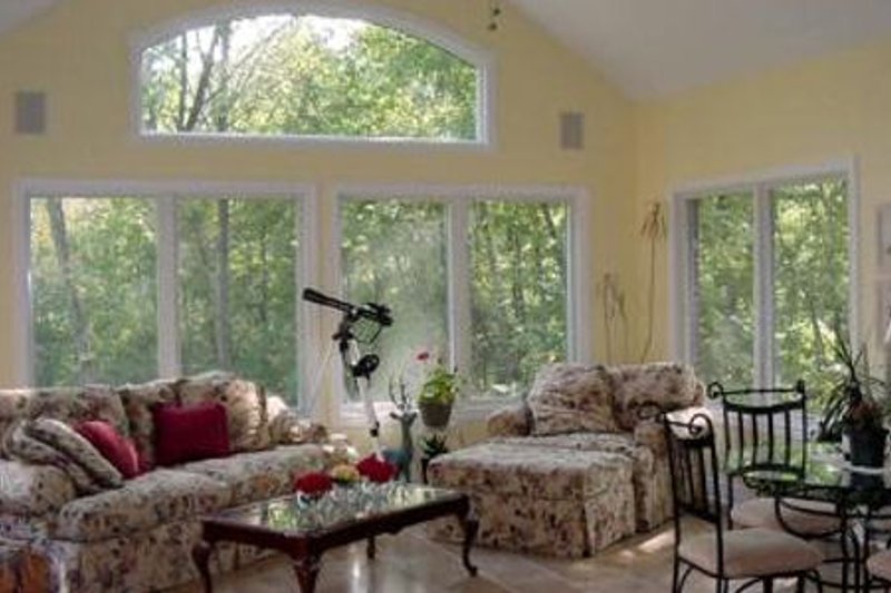 Architectural House Design - Interior - Family Room for Traditional House Plan #70-555 - 4 bed, 5.5 bath