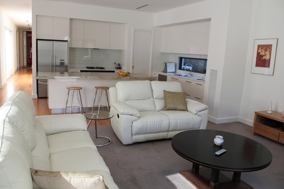 Photo 3 for Modern House Plan #496-13 - 4 bed, 2.5 bath