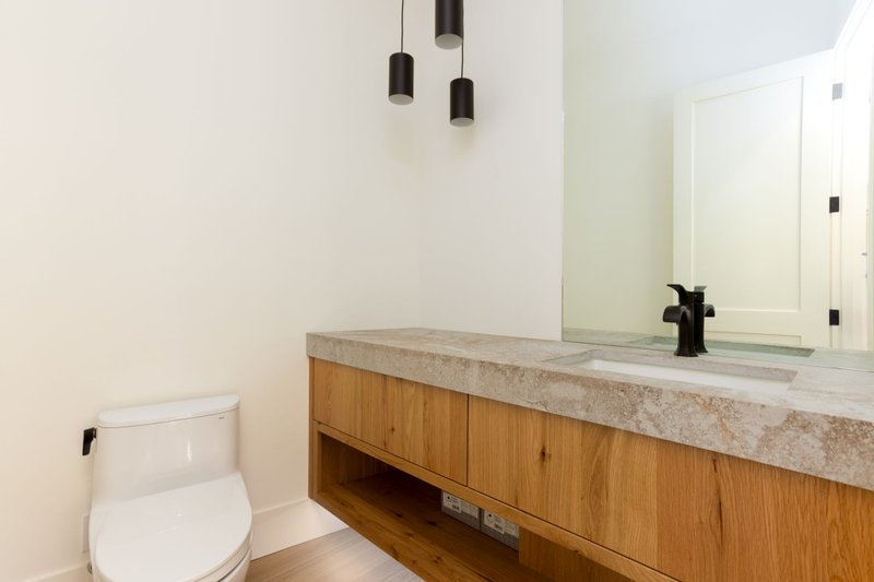 House Blueprint - Interior - Bathroom 2 for Contemporary House Plan #892-44 - 3 bed, 3.5 bath