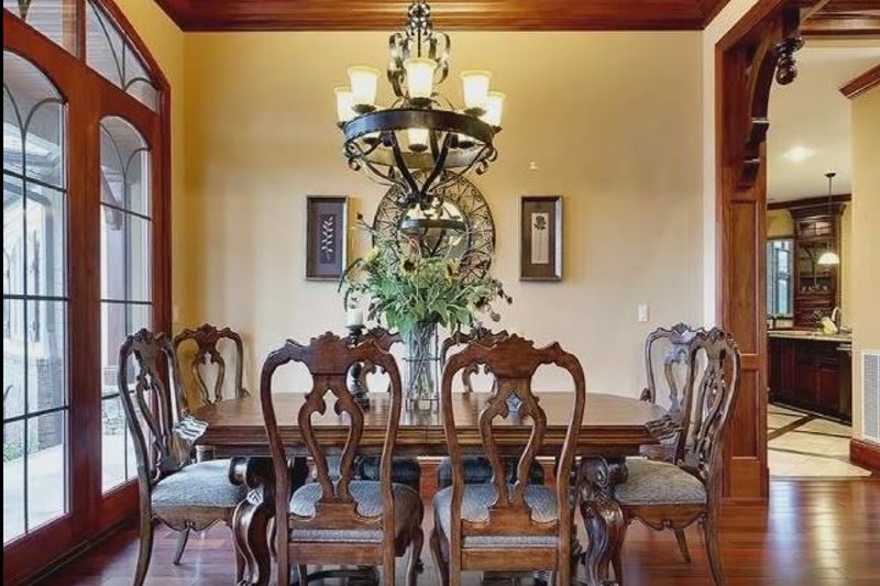 Home Plan - Interior - Dining Room 2 for Craftsman House Plan #54-478 - 3 bed, 3.5 bath