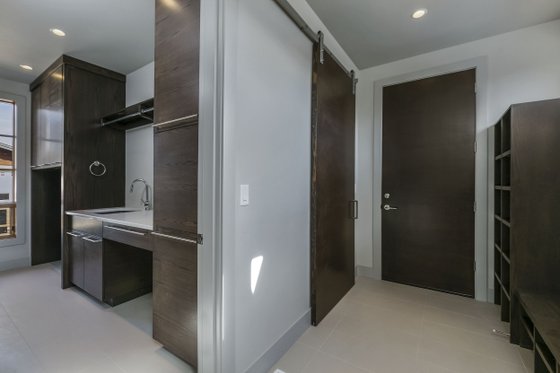 Interior - Other 2 for Modern House Plan #892-17 - 4 bed, 4 bath