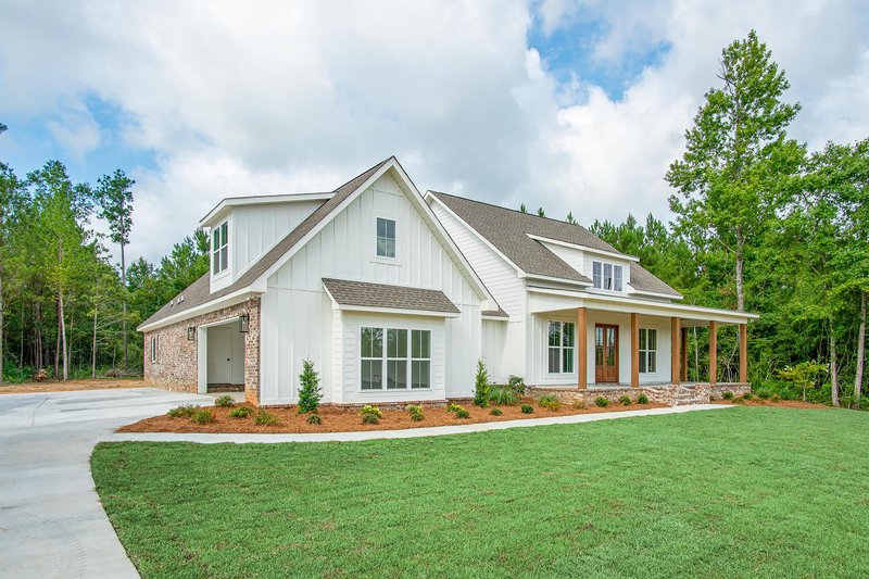 Dream House Plan - Photo 1 for Farmhouse House Plan #430-307 - 3 bed, 3.5 bath