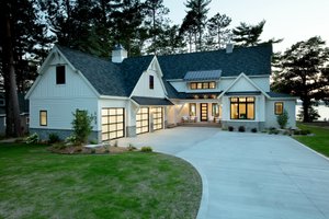 Farmhouse Exterior - Front Elevation Plan #928-399