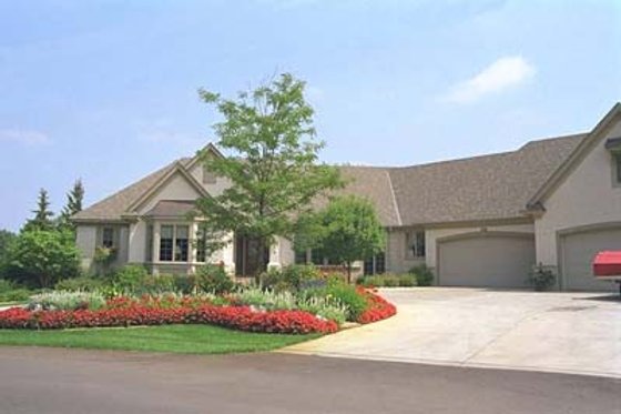 Exterior - Front Elevation for Traditional House Plan #51-192 - 4 bed, 3.5 bath