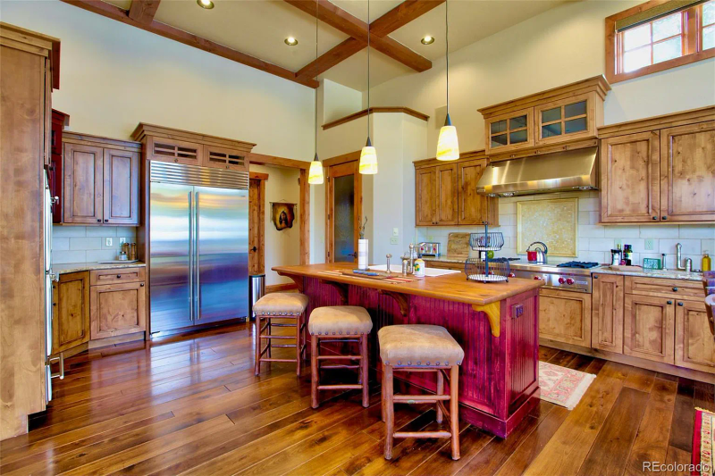 House Blueprint - Photo 30 for Traditional House Plan #942-65 - 3 bed, 2.5 bath