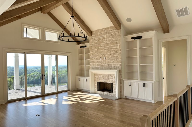 Architectural House Design - Interior - Family Room for Craftsman House Plan #437-143 - 4 bed, 3.5 bath
