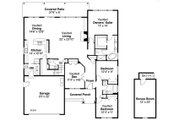 Traditional Style House Plan - 3 Beds 2.5 Baths 2433 Sq/Ft Plan #124-870 