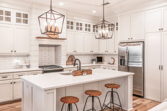 Interior - Kitchen 8 for Farmhouse House Plan #430-184 - 4 bed, 2.5 bath