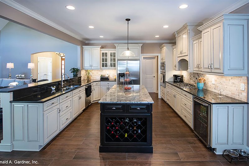 Architectural House Design - Interior - Kitchen 1 for Craftsman House Plan #929-7 - 4 bed, 3 bath
