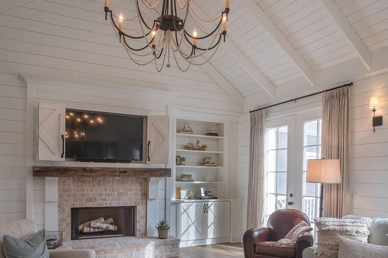 Architectural House Design - Interior - Family Room for Traditional House Plan #437-83 - 4 bed, 3.5 bath