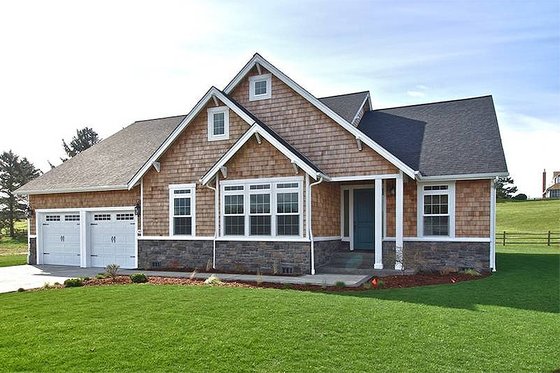 Front View - 2000 square foot Craftsman home