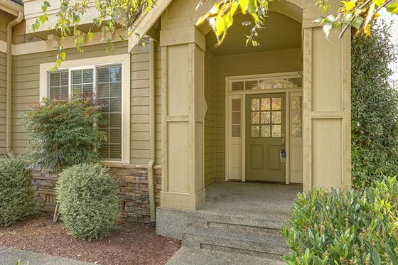 Photo 3 for Traditional House Plan #132-136 - 3 bed, 2.5 bath