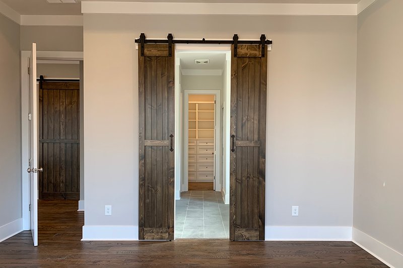 Architectural House Design - Interior - Master Bathroom for Farmhouse House Plan #437-97 - 3 bed, 3.5 bath