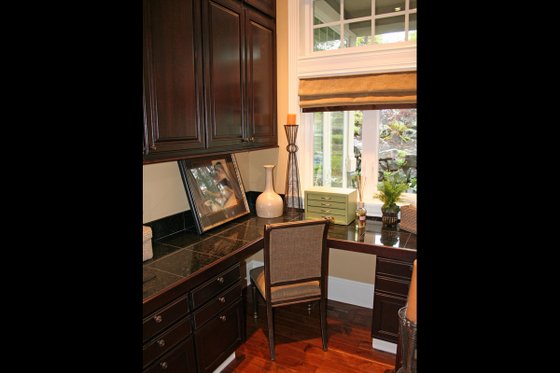 Interior - Other 20 for European House Plan #132-214 - 4 bed, 3.5 bath
