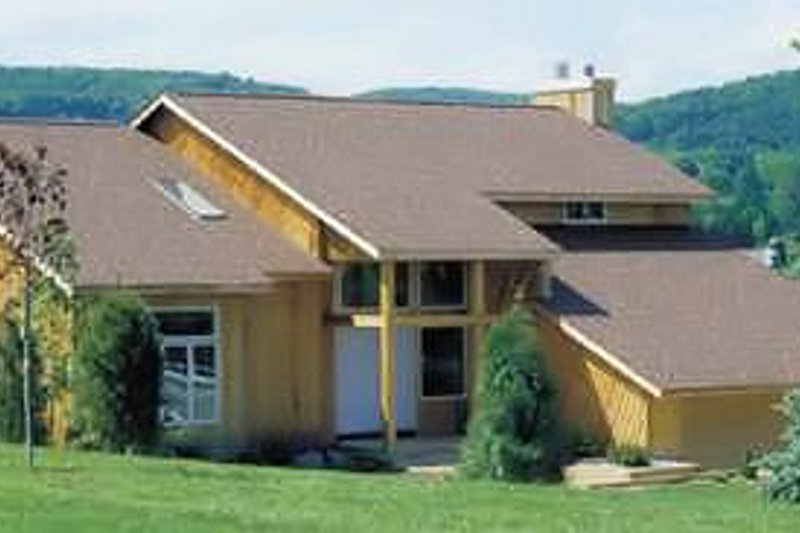 Home Plan - Photo for Modern House Plan #320-428 - 3 bed, 2.5 bath