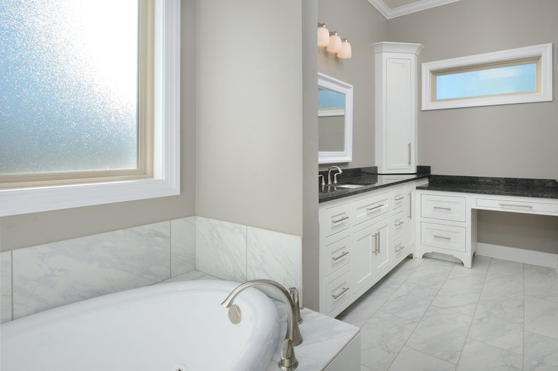 Home Plan - Interior - Master Bathroom 1 for Tudor House Plan #45-372 - 4 bed, 3.5 bath