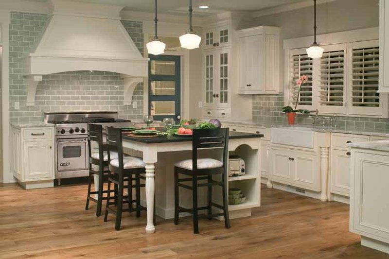 Home Plan - Interior - Kitchen for Traditional House Plan #928-23 - 5 bed, 4.5 bath
