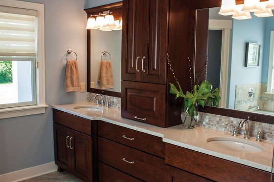 Interior - Master Bathroom for Ranch House Plan #928-2 - 3 bed, 2.5 bath