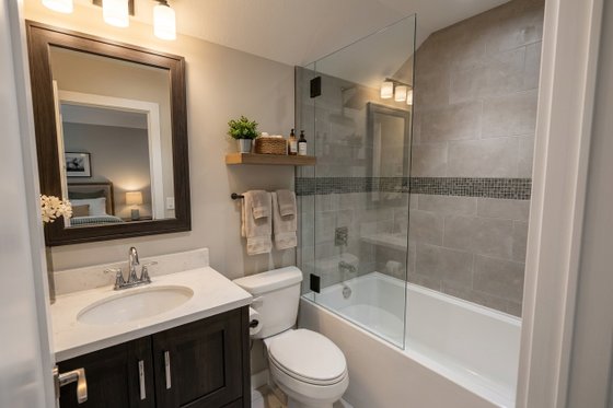 Interior - Bathroom for Farmhouse House Plan #51-1523 - 3 bed, 3.5 bath