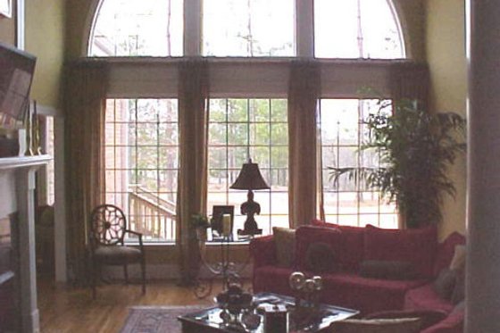 Photo 7 for European House Plan #119-130 - 4 bed, 3.5 bath
