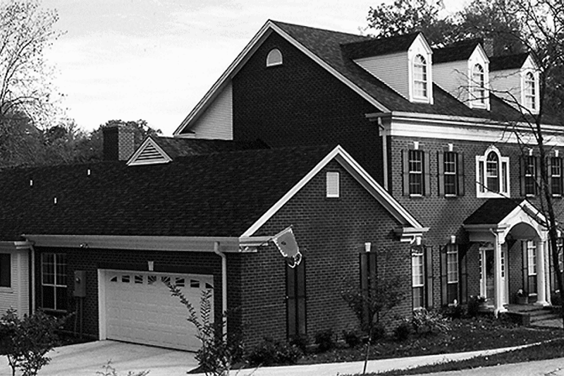 Dream House Plan - Colonial Exterior - Front Elevation Plan #985-19