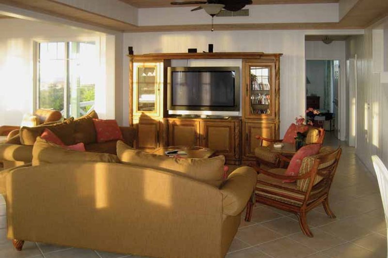 Architectural House Design - Interior - Family Room for Country House Plan #928-57 - 4 bed, 4.5 bath