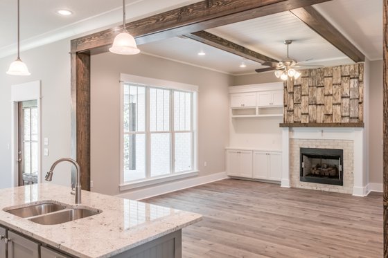 Interior - Family Room 1 for Craftsman House Plan #430-157 - 3 bed, 2 bath