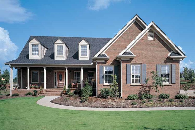 Dream House Plan - Country Exterior - Front Elevation Plan #929-154