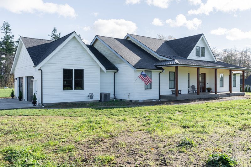 Home Plan - Photo 1 for Farmhouse House Plan #1070-85 - 4 bed, 2.5 bath