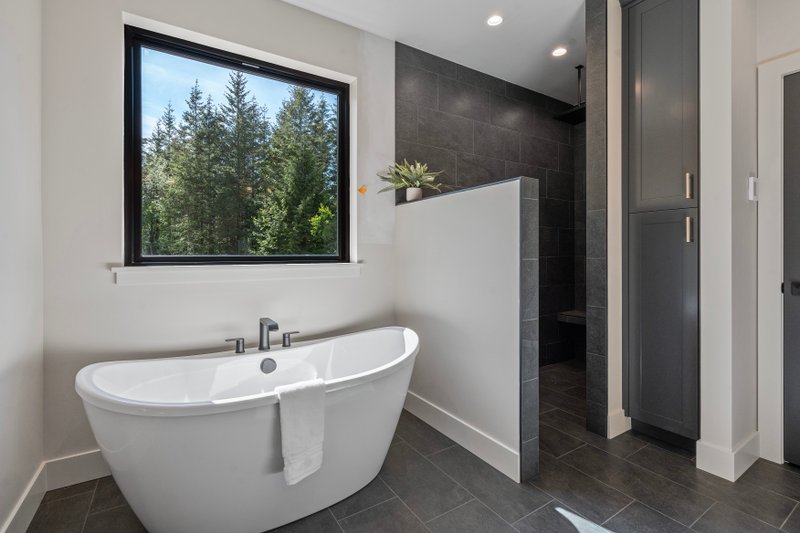 Dream House Plan - Interior - Master Bathroom 1 for Contemporary House Plan #1070-215 - 3 bed, 3 bath