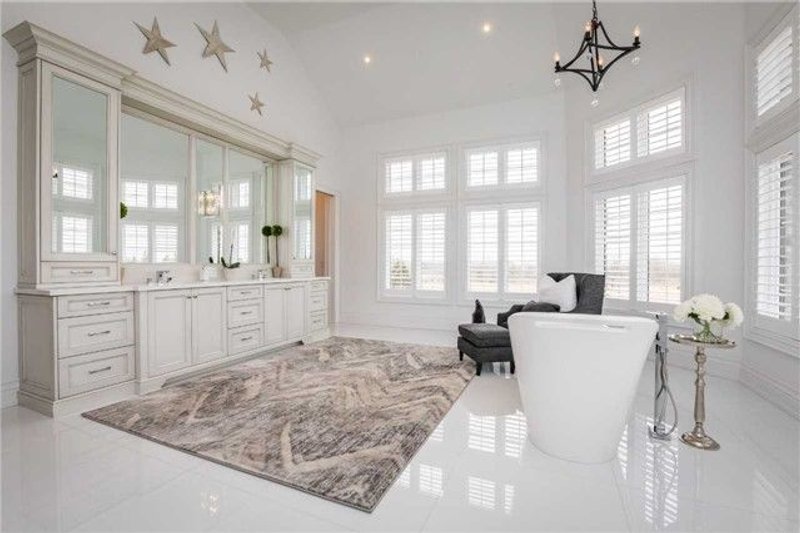 Architectural House Design - Interior - Master Bathroom for Southern House Plan #932-879 - 5 bed, 6.5 bath