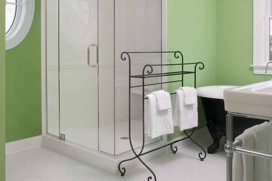 Interior - Bathroom for Victorian House Plan #928-53 - 3 bed, 2.5 bath